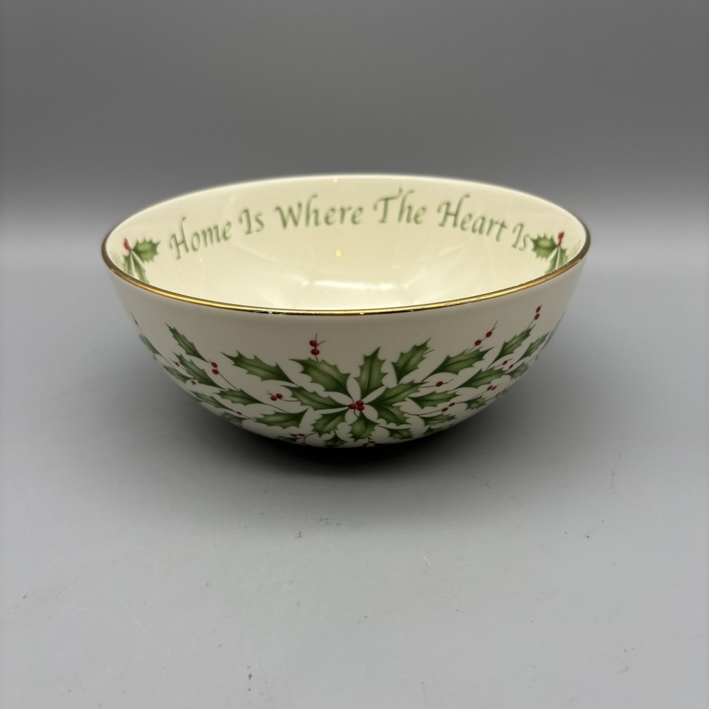 Lenox Dimension Holiday Collection Holly Home Is Where The Heart Is Bowl 7"